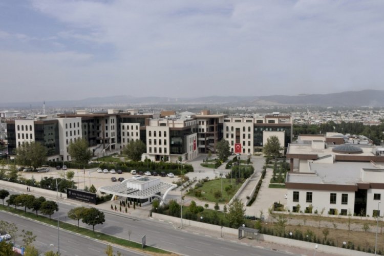 Bursa Teknik Üniversitesi 23 projesi ile Türkiye birincisi oldu