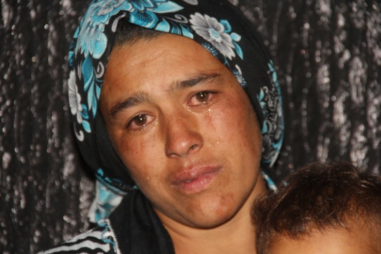 15 yaşındaki kızı tecavüze uğradı! Gözyaşları içinde isyan etti