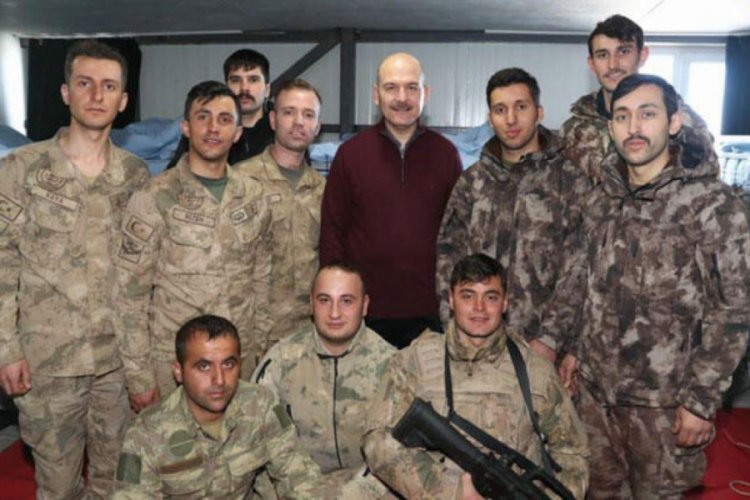 Bakan Soylu'dan, 'Yedi Güzel Adam' şiiriyle paylaşım