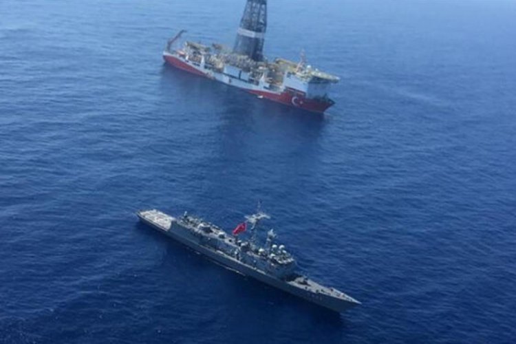 Rum bakan: Türkiye'nin faaliyetlerini engelleyecek bir donanma kurulmalı