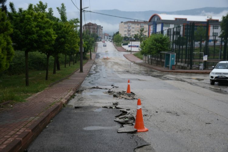 Bursa Yeniceköy'de su baskınının yaraları sarılıyor