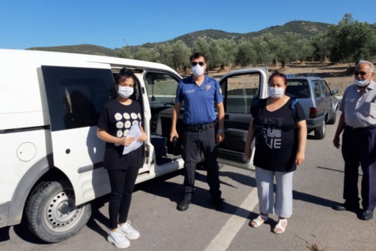 Sınava giderken kaza yapan öğrenciyi polis sınava yetiştirdi