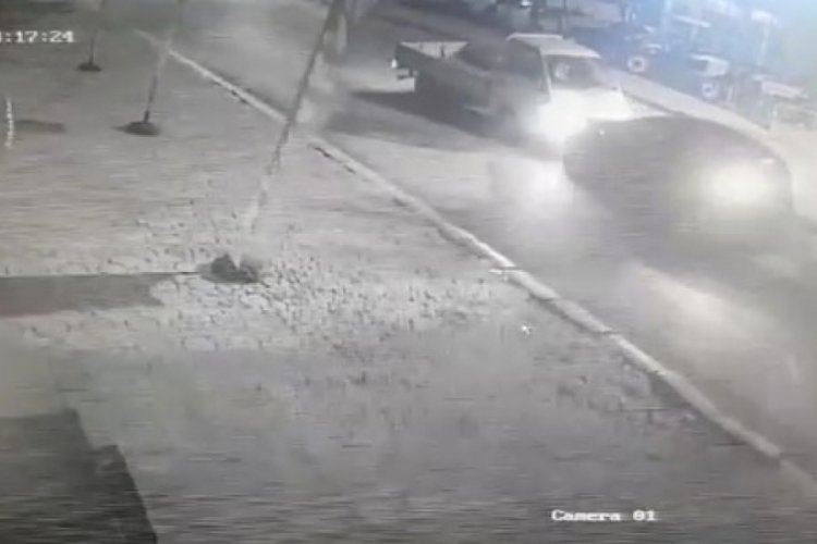 Bursa'da pes dedirten kaza! Kafa kafaya çarpıştılar
