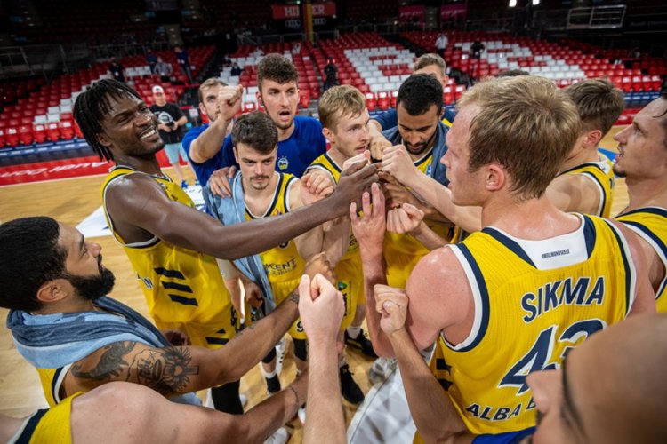 Almanya Birinci Basketbol Ligi'nde Alba Berlin şampiyon