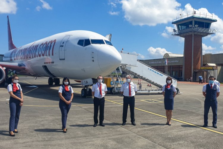 Zonguldak Havalimanı'nda 2 ilk birden yaşandı