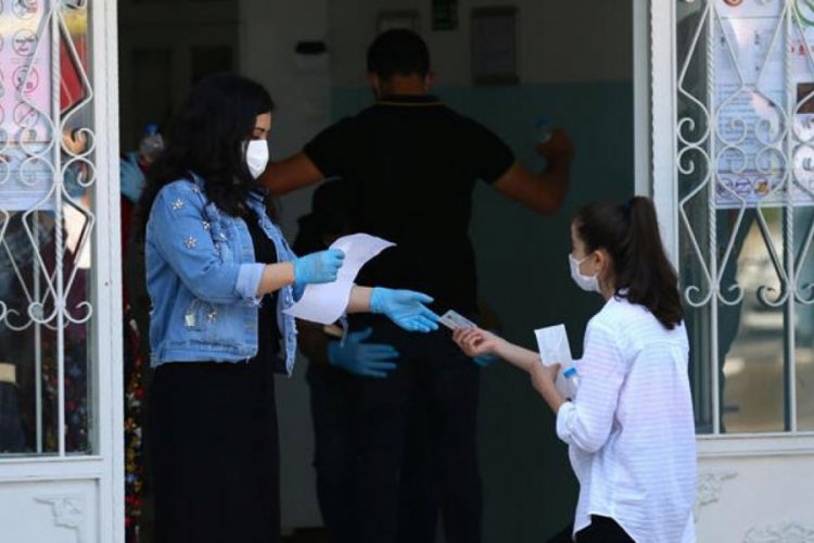 5 bin 679 aday, geçici kimlik düzenlenerek LGS ve YKS'ye girdi