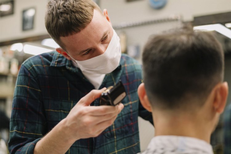 1 milyon işletme için yeni dönem! Berbere, terziye doktor şartı