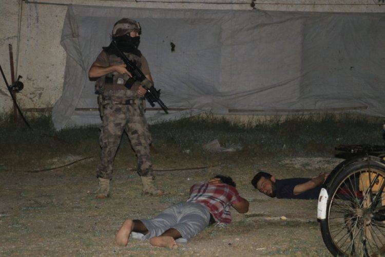 Adana'da DEAŞ operasyonu: 5 gözaltı