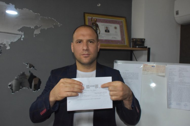 Karekodu kopyalanmış ikiz çekle dolandırıldılar