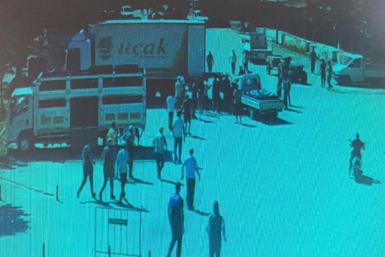 Bursa'daki kaza güvenlik kamerasına yansıdı!
