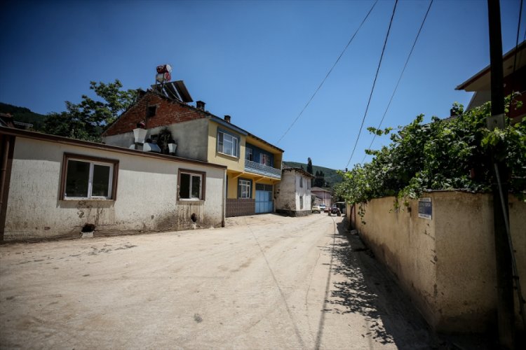 Bursa'daki sel felaketinin izleri siliniyor