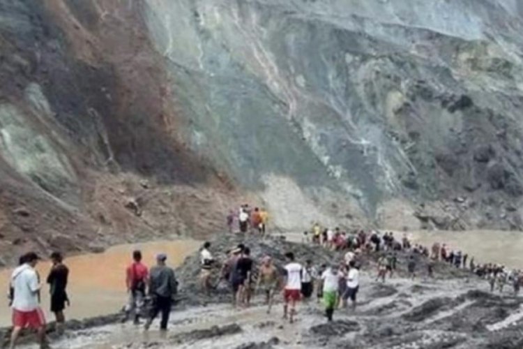 Myanmar'da toprak kayması: En az 113 kişi yaşamını yitirdi