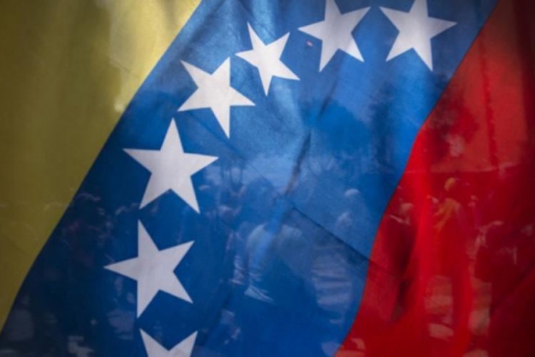 İngiltere, Venezuela hükümetine altınlarını geri vermeyecek