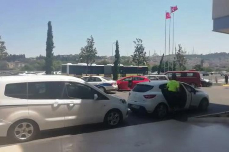 Asker uğurlamasında tüneli kapatan 4 kişi gözaltına alındı