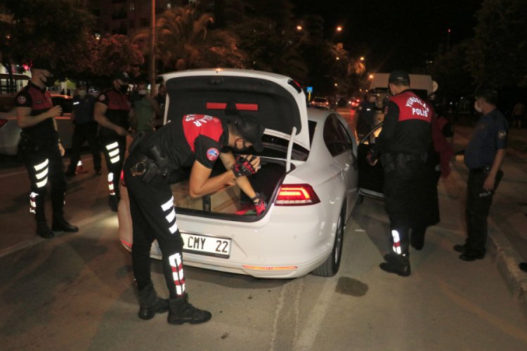 Adana'da 2 bin 826 polisle huzur ve güven uygulaması