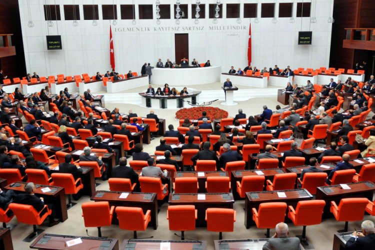Adalet Komisyonu'nda gerginlik