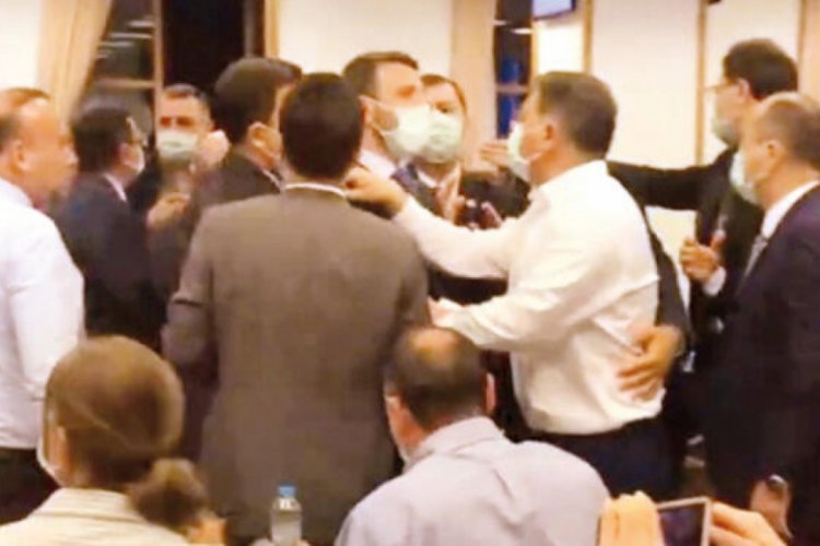 Meclis'te Führer kavgası