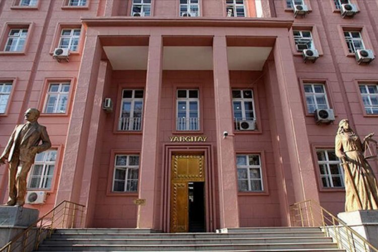Bursa'da müdür memurenin kalçasını elledi, Yargıtay 'Babacan tavır' dedi