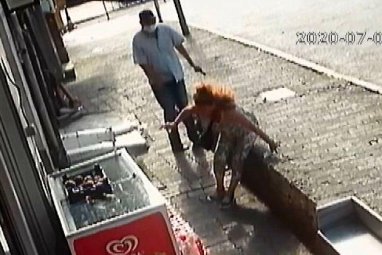Emniyet müdürlüğü önünde kadına silahlı saldırı anı güvenlik kamerasında