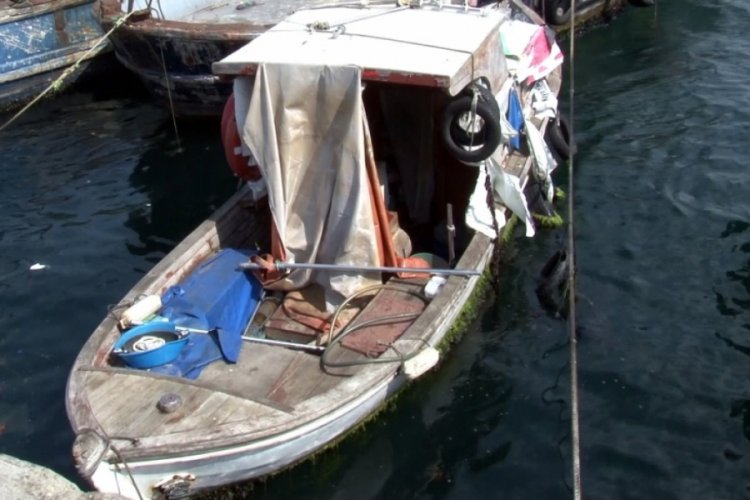 Yenikapı'da bir teknede erkek cesedi bulundu