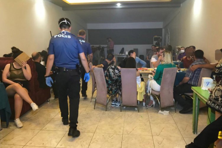 Eğlence mekanına koronavirüs baskını!