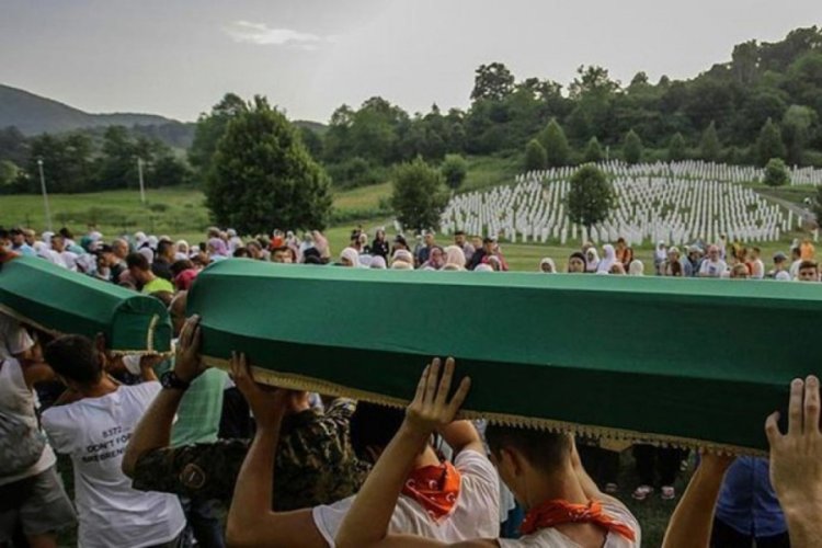 Srebrenitsa Soykırımı'nın 9 kurbanı daha bugün toprağa verilecek