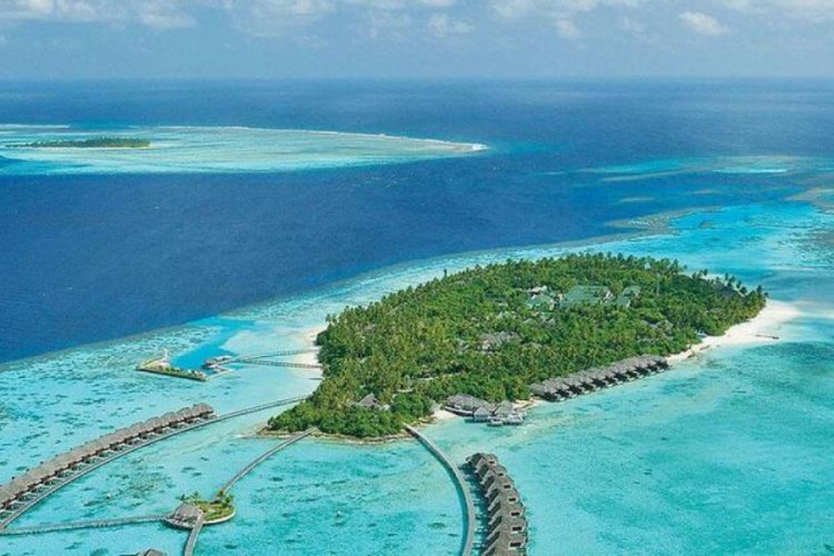 Maldivler, 15 Temmuz'da turistlere kapılarını açıyor