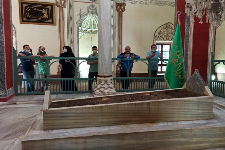 Bursa'da Fatih Sultan Mehmed'in babası Sultan 2. Murad'a Ayasofya müjdesi
