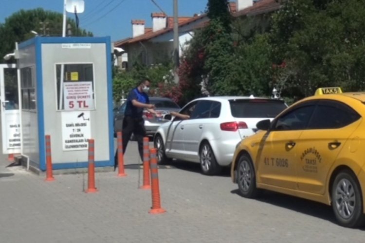 Bu mahalleye giriş parayla!