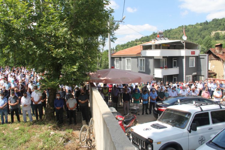 Bursa'da kazada hayatını kaybeden muhtar toprağa verildi