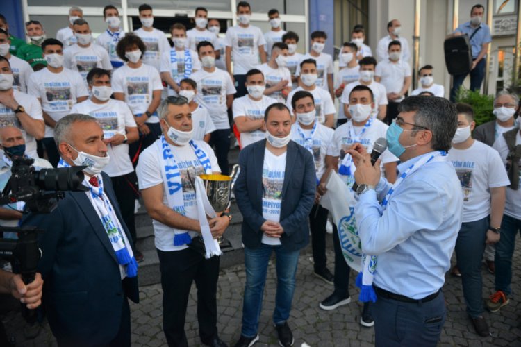 Bursa Yıldırımspor şampiyonluk coşkusu yaşıyor