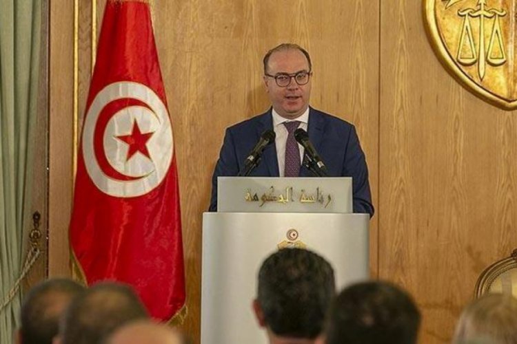 Tunus'ta Başbakan Fahfah'ın istifası kabul edildi