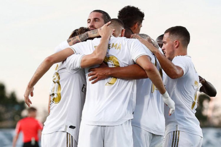 Real Madrid, ligin bitmesine bir hafta kala şampiyonluğunu ilan etti