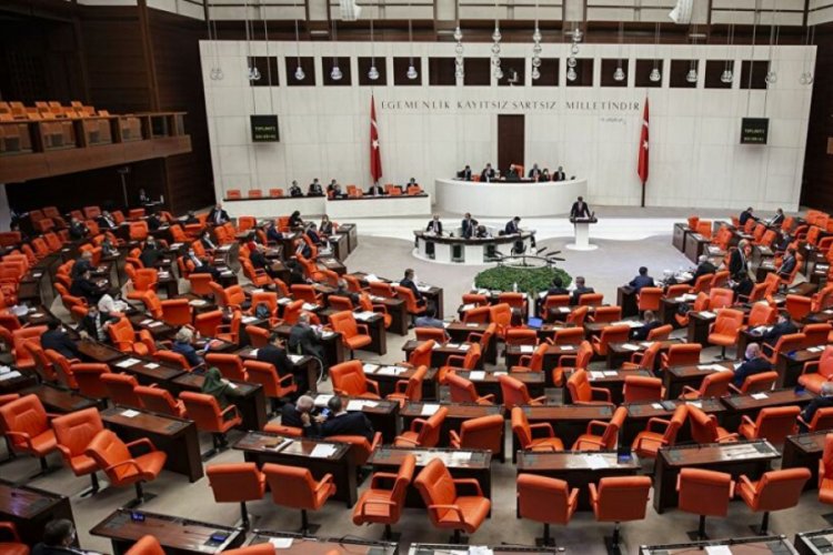 CHP'nin 'Serik'teki 500 bin liralık rüşvet iddiası araştırılsın' teklifi reddedildi