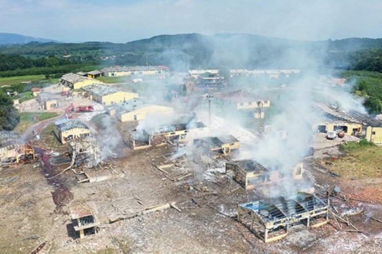 Havai fişek fabrikasında çalışanlar patronu suçladı: Daha çok üretin