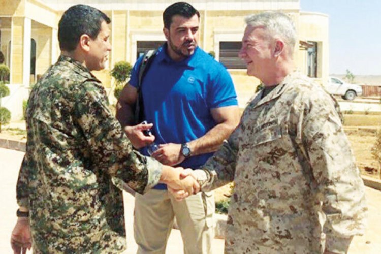 Amerikalı komutan teröriste 'general' dedi