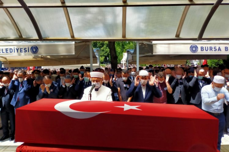 Şehit komiser yardımcısı, Bursa'da gözyaşlarıyla toprağa verildi