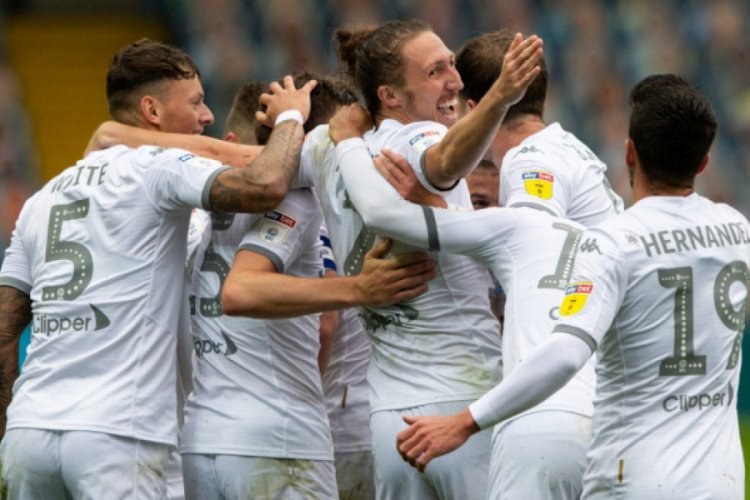 Leeds United, 16 yıl sonra Premier Lig'de
