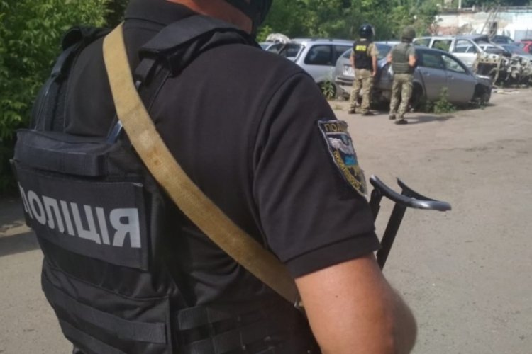Ukrayna'da yine rehine krizi: 'Saldırgan bu kez polisi rehin aldı'