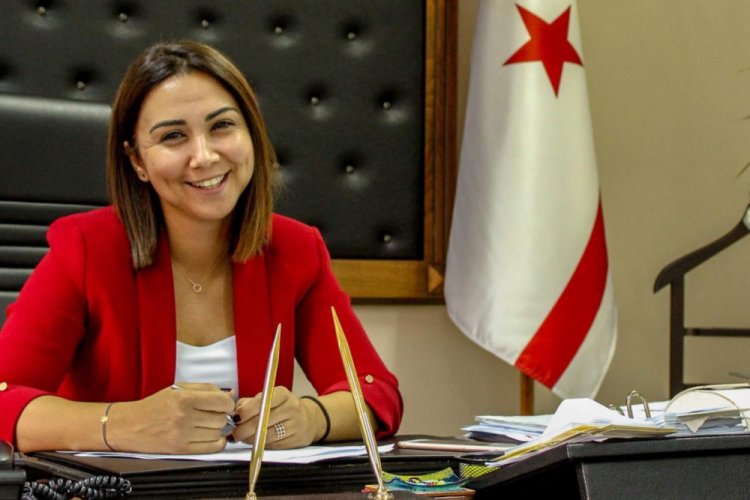 KKTC'de koalisyon ortakları arasında 'küçük kadın' krizi