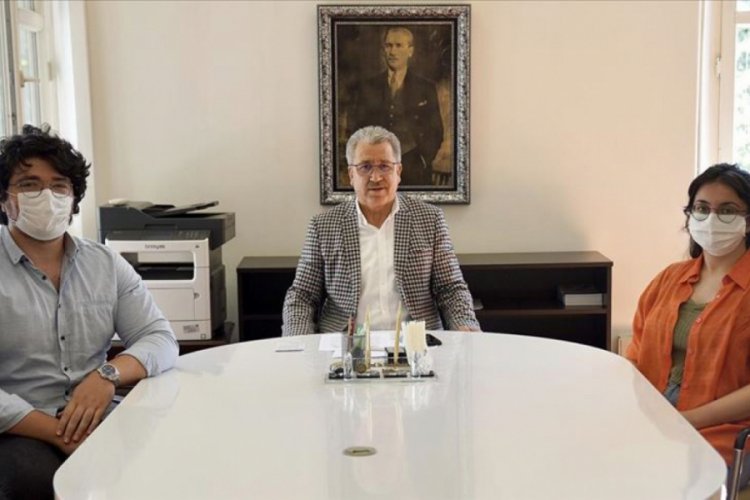 Ege Üniversiteli mühendislik öğrencilerinden yerli PCR test cihazı projesi