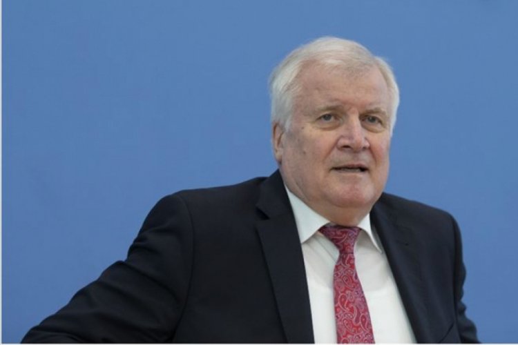 Alman Bakan Seehofer: AB-Türkiye mutabakatının yeniden hayata geçirilmesi büyük önem arz ediyor