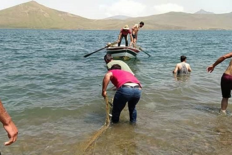 Balık Gölü'ne giren genç boğuldu