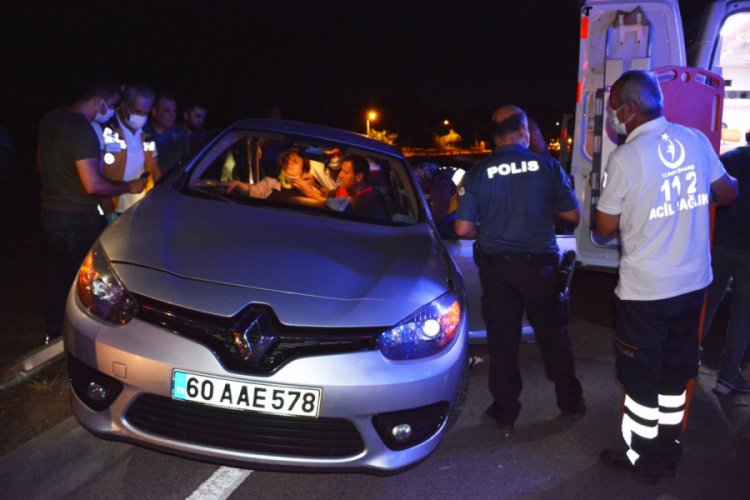 Tokat'ta iki otomobil çarpıştı: 4 yaralı