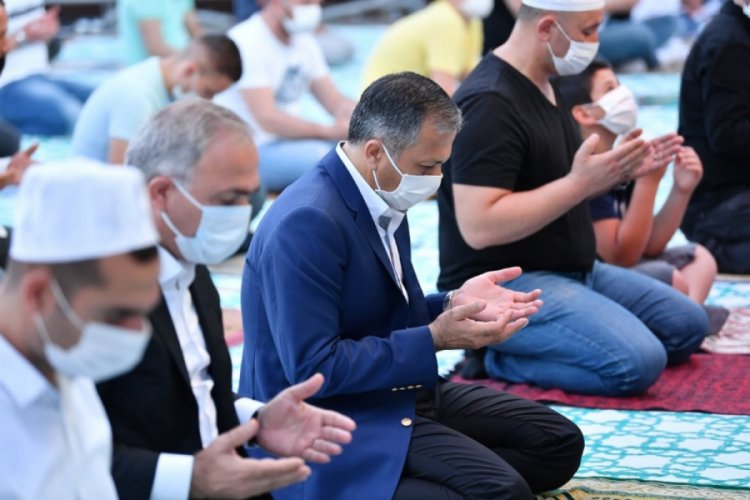 İkinci sabah da Ayasofya Camii'ne yoğun ilgi