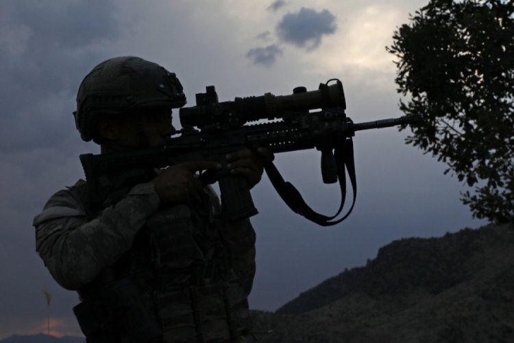 Saldırı girişiminde bulunan 3 terörist etkisiz hale getirildi