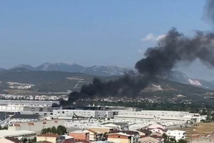 Bursa'da tekstil fabrikasında yangın!
