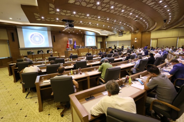 Bursa Büyükşehir Belediye Başkanı Aktaş'tan bayramlaşma uyarısı