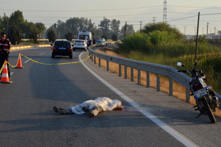 Motosikletinin yanında ölü bulundu: Yaktın bizi oğlum