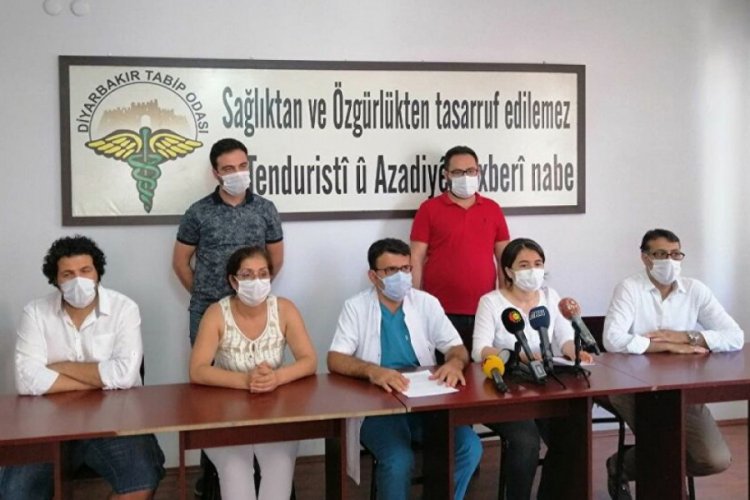 ''Her gün ortalama 300'ün üzerinde pozitif vaka saptanıyor''